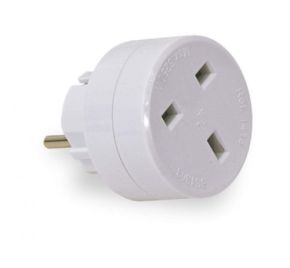 Adapteris / kištukas / perėjimas iš UK į EU