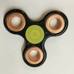 Fidget Spinner spineris - suktukas 1